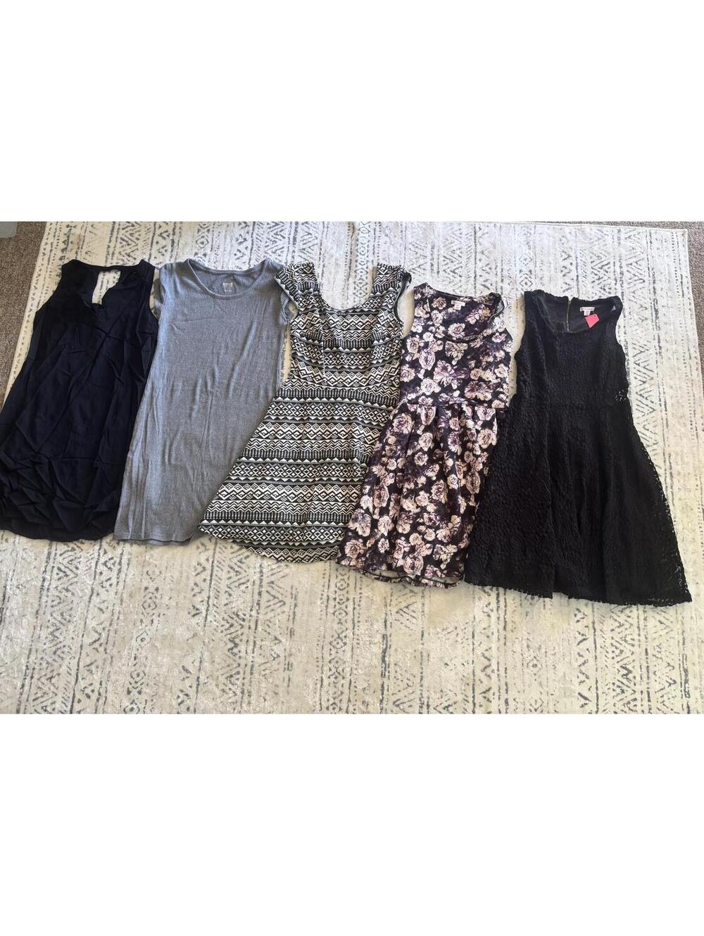 Women’s Mixed Dress Bundle Lot of 5 Size Small